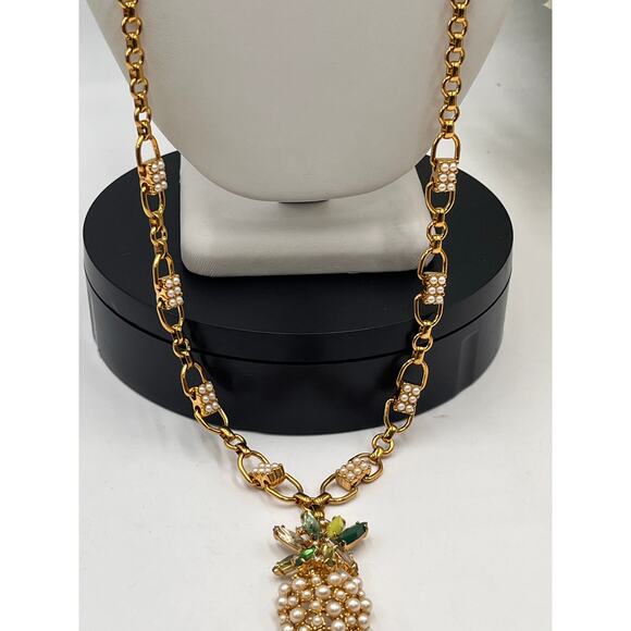 Ann Taylor Pearl Cluster Pineapple Green Rhinestone Gold Tone Long Necklace New - Picture 6 of 9
